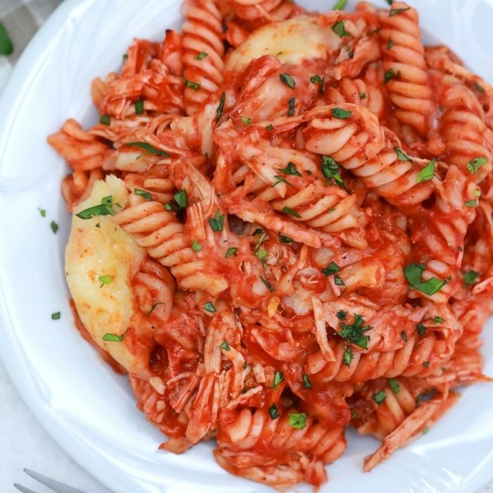 plate of pasta 