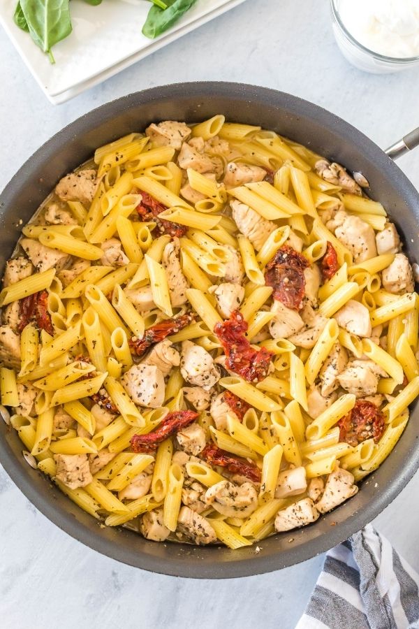 easy chicken skillet dish