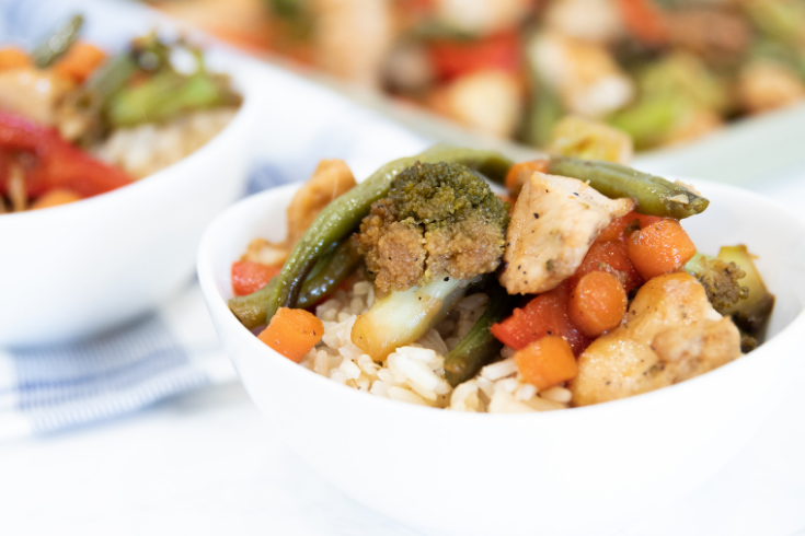 bowl of chicken stir fry